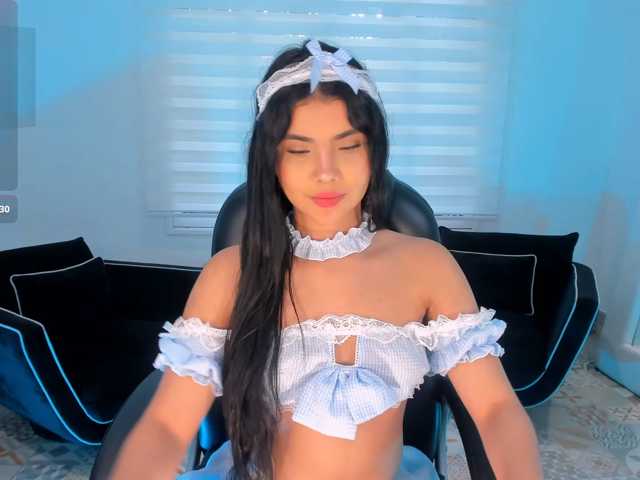 MiaLaurence