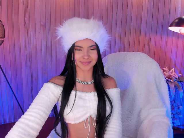 MiaLaurence live cam on BongaCams