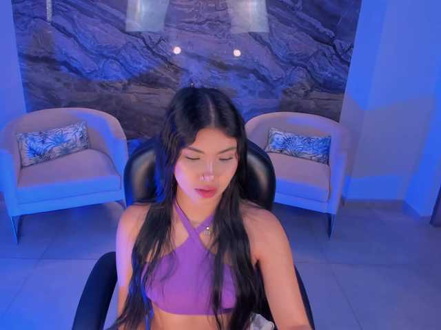 MiaLaurence