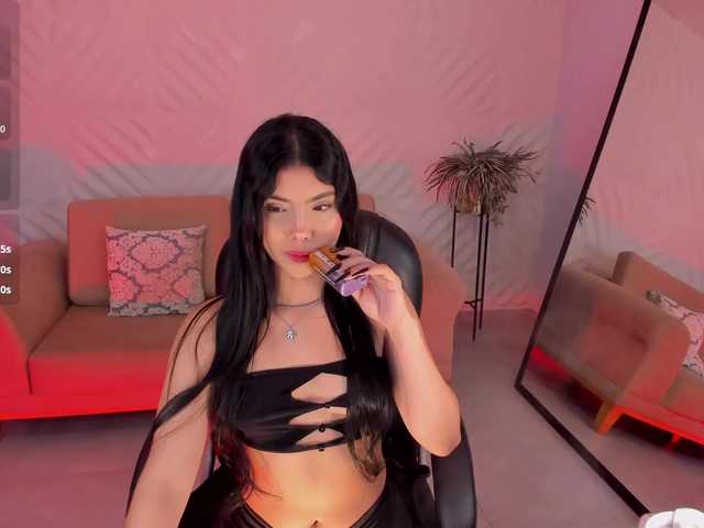MiaLaurence