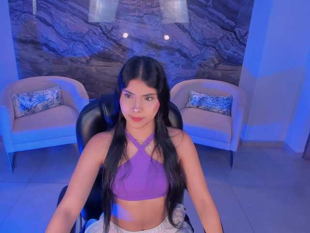 MiaLaurence