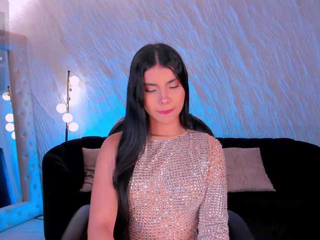 MiaLaurence live cam on BongaCams