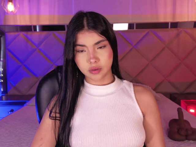 MiaLaurence