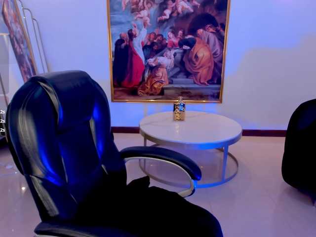 MiaLaurence live cam on BongaCams