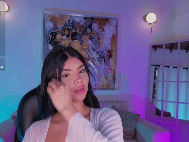 MiaLaurence live cam on BongaCams