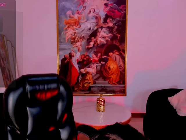 MiaLaurence live cam on BongaCams
