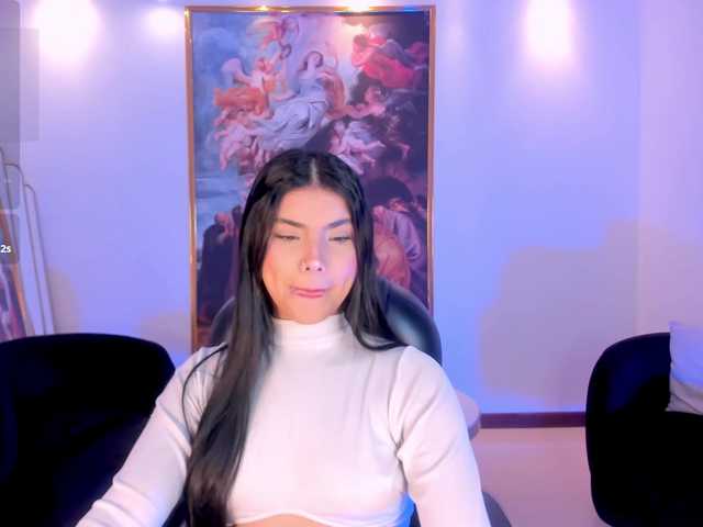 MiaLaurence live cam on BongaCams