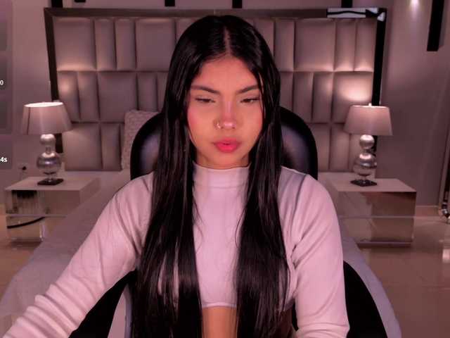 MiaLaurence
