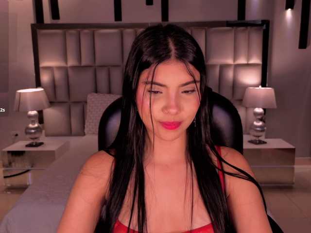 MiaLaurence
