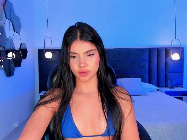MiaLaurence