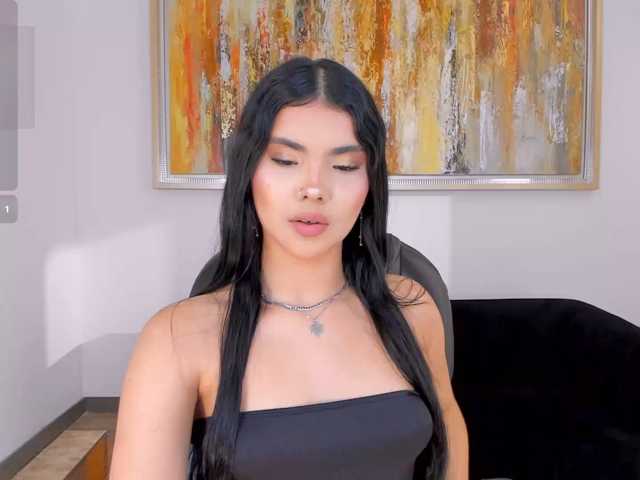 MiaLaurence