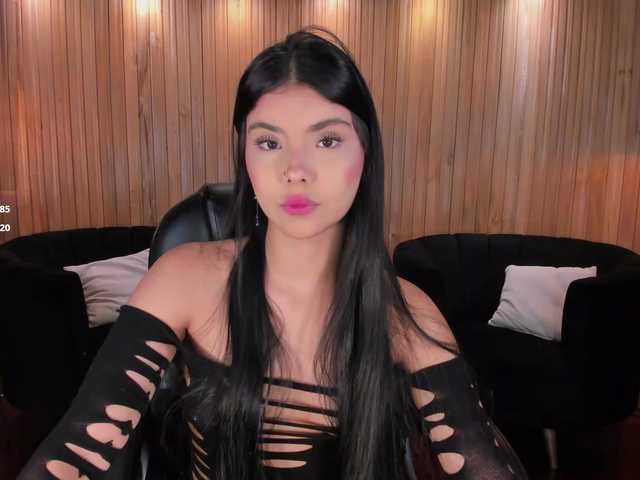 MiaLaurence