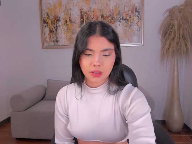 MiaLaurence