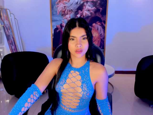 MiaLaurence live cam on BongaCams