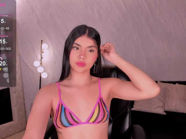 MiaLaurence live cam on BongaCams