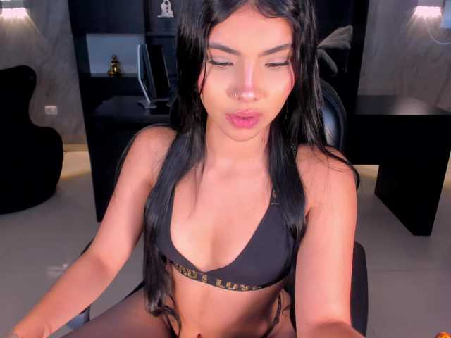 MiaLaurence