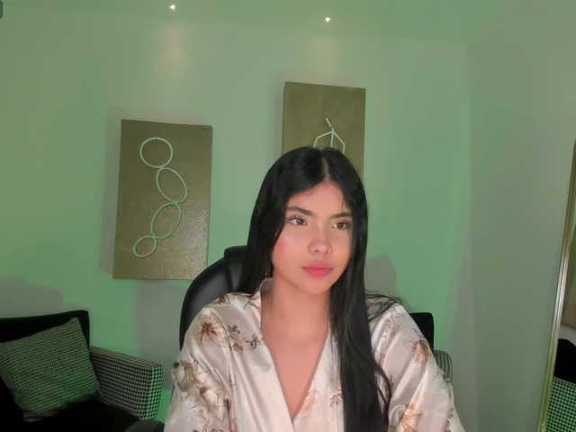 MiaLaurence