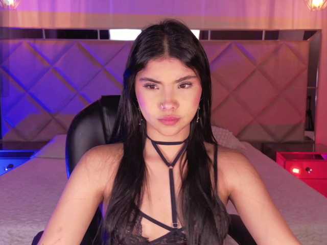 mialaurence online