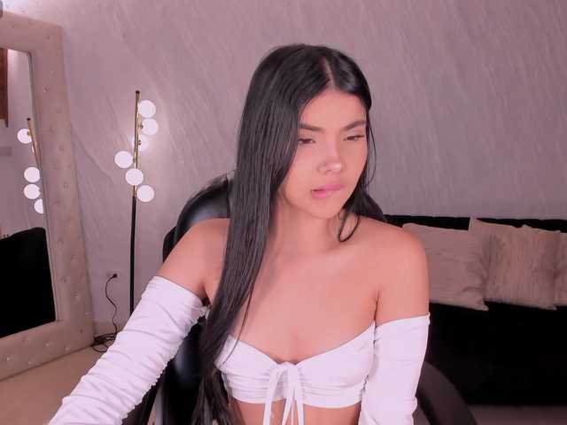 MiaLaurence
