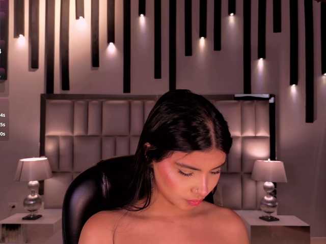 MiaLaurence
