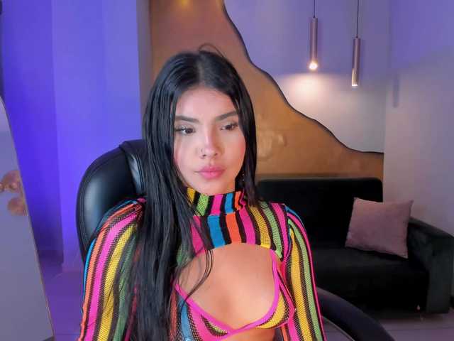 MiaLaurence