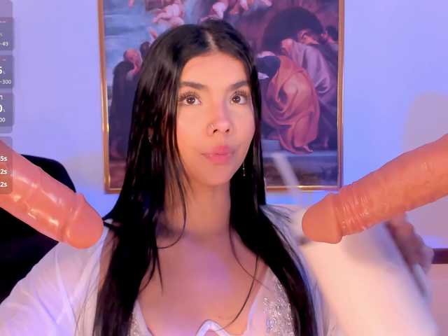 mialaurence live sex show