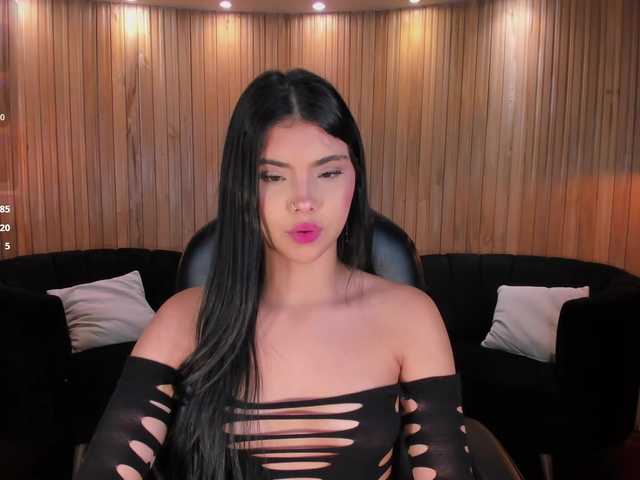 MiaLaurence