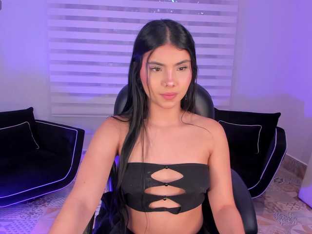 MiaLaurence