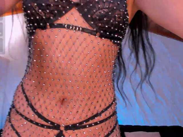 MiaLaurence live cam on BongaCams