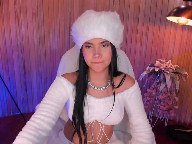 MiaLaurence