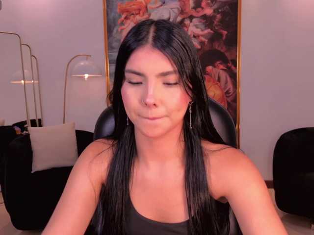 MiaLaurence