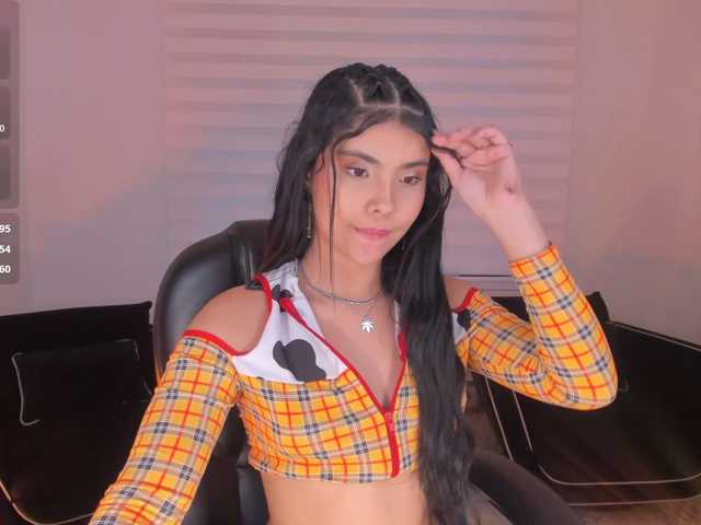 MiaLaurence live cam on BongaCams