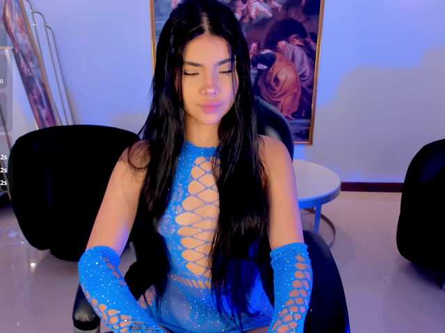 MiaLaurence live cam on BongaCams