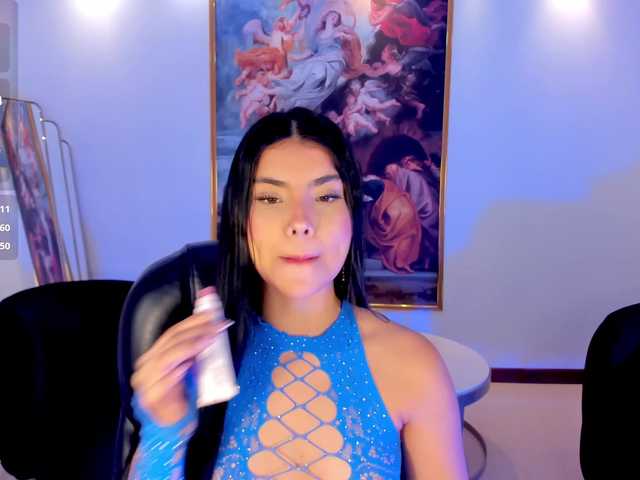 MiaLaurence