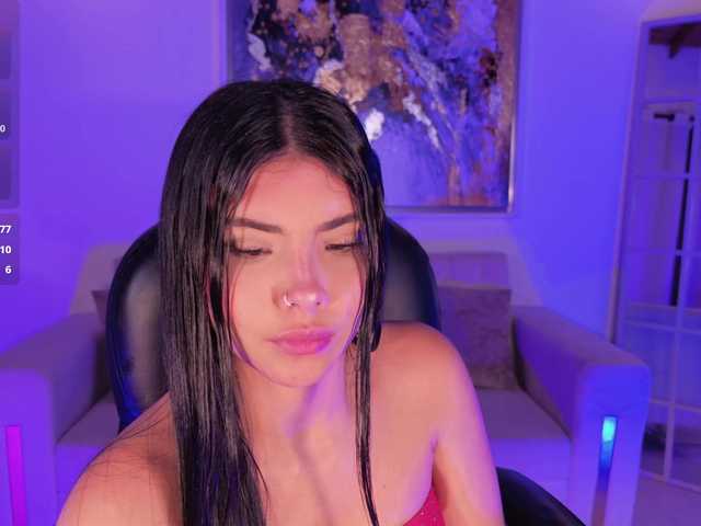 MiaLaurence live cam on BongaCams