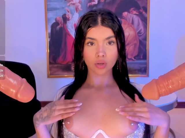 MiaLaurence live cam on BongaCams
