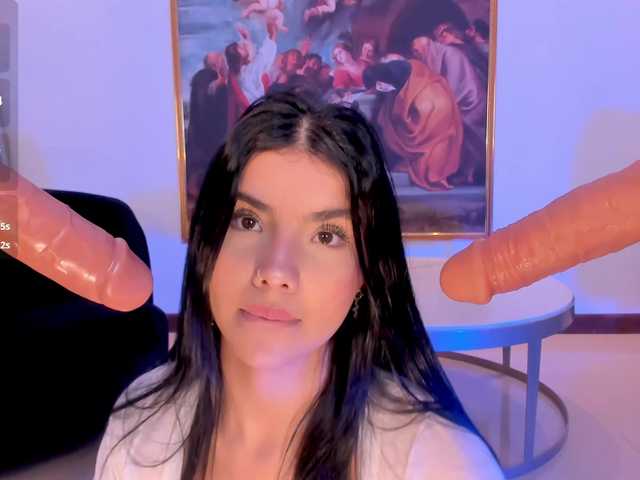MiaLaurence live cam on BongaCams