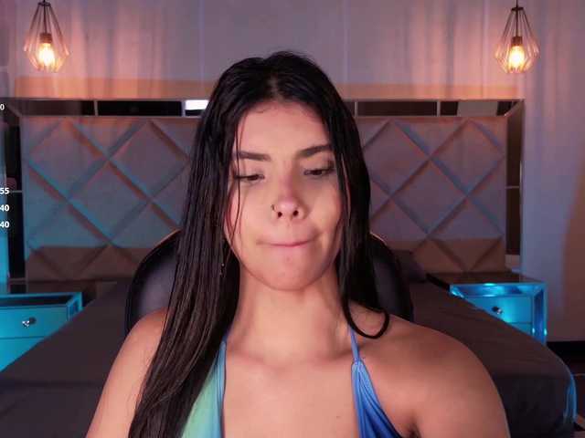 MiaLaurence live cam on BongaCams