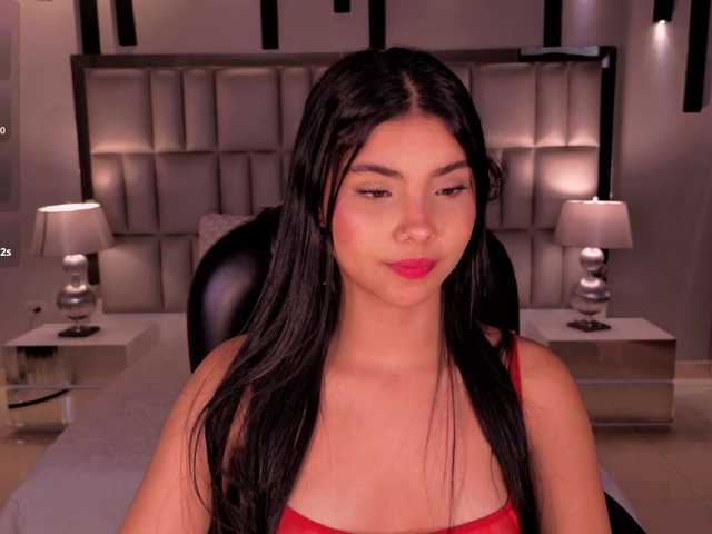 MiaLaurence