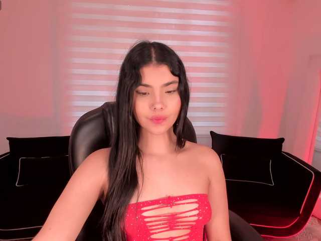 MiaLaurence live cam on BongaCams