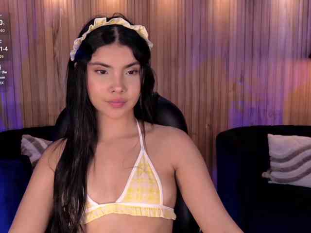 MiaLaurence