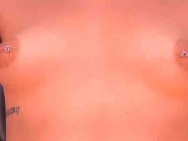 MiaLaurence