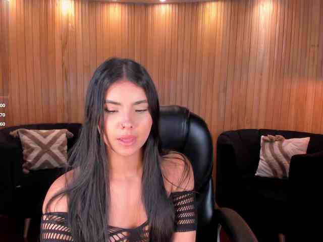 MiaLaurence