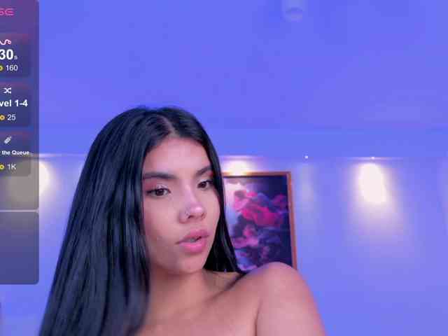 MiaLaurence