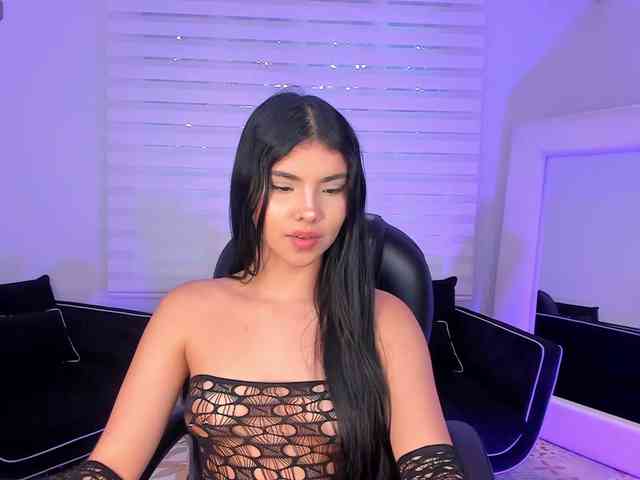 MiaLaurence