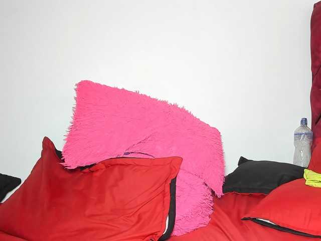 Latin-caliente live cam on BongaCams