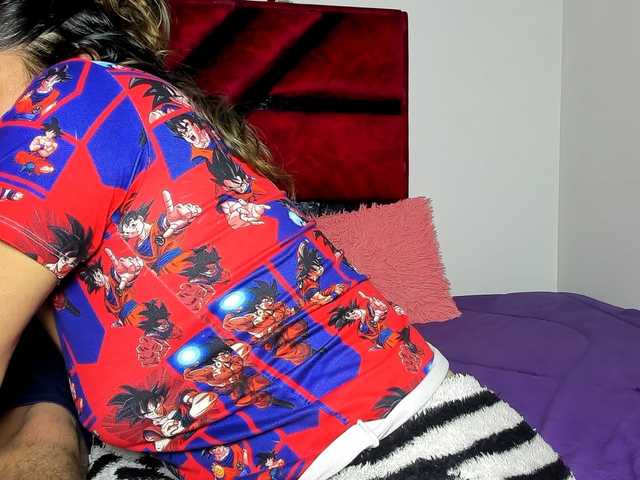 Latin-caliente live webcam show
