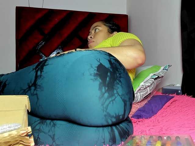 latin-caliente live show