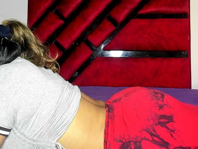 Latin-caliente live cam on BongaCams