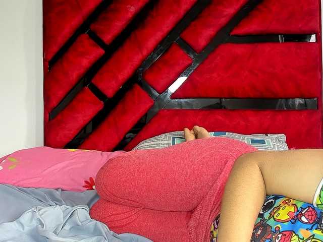 Latin-caliente live cam on BongaCams